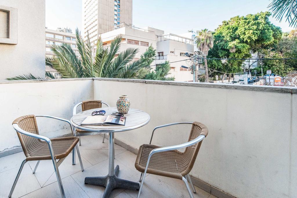 Lovely 1Bd W/ Private Balcony By Sea N' Rent Apartment Tel Aviv Ngoại thất bức ảnh